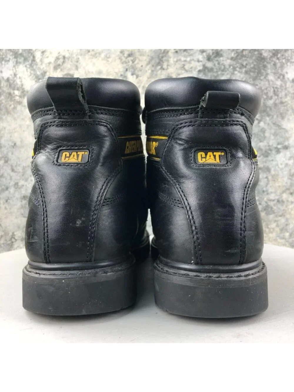 Caterpillar Men's Size 11 Black Leather Soft Toe Lace-Up Oil Resistant Work Boot